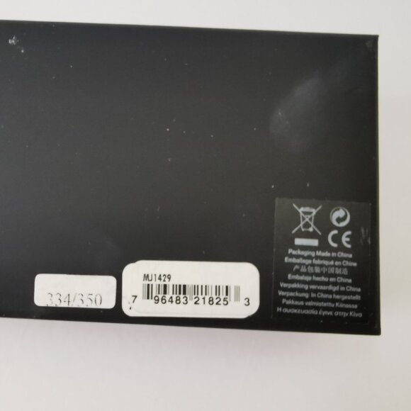 Marc by Marc Jacobs Limited Edition Black Crystal Watch - New & Boxed - Picture 15 of 15